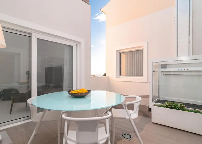 Luxurious In Terrazas Del Duque 아파트 아데제